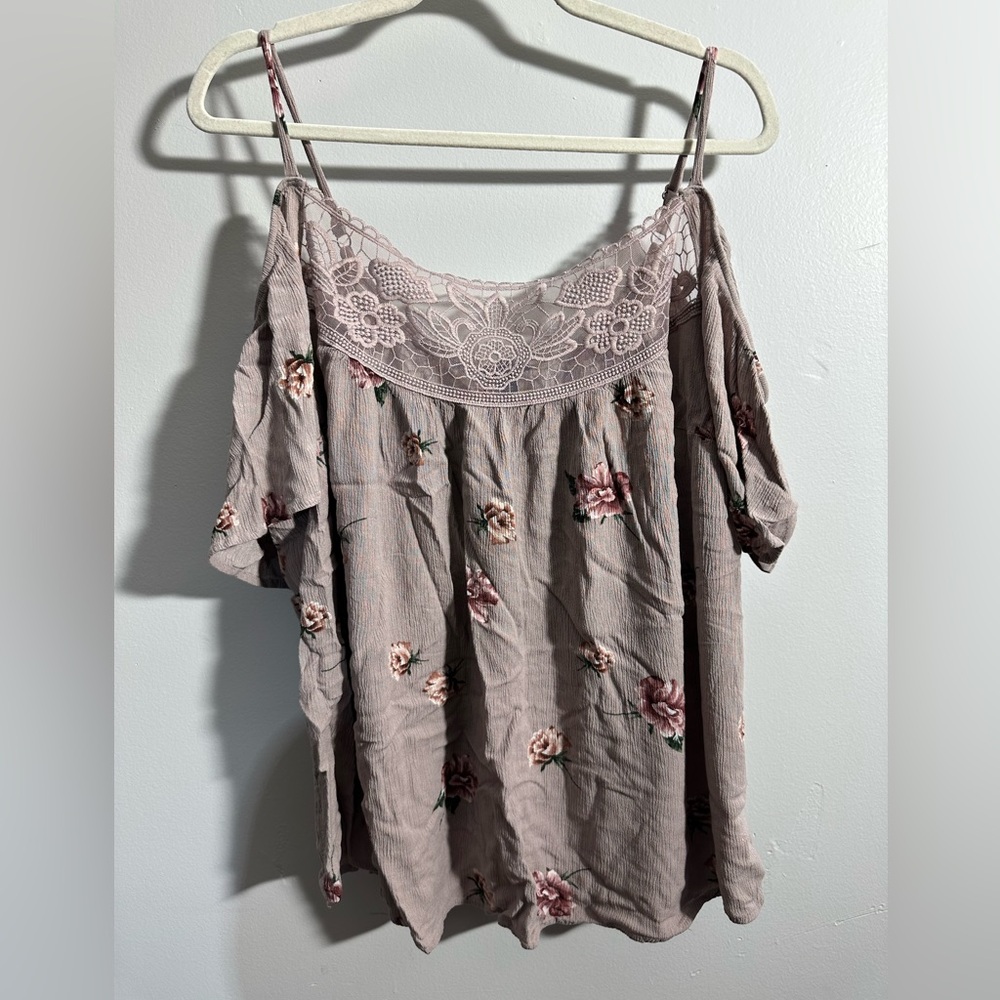 Torrid Women’s 2X Cold Shoulder Mauve Floral Crinkled Fabric Blouse | SKU 0874